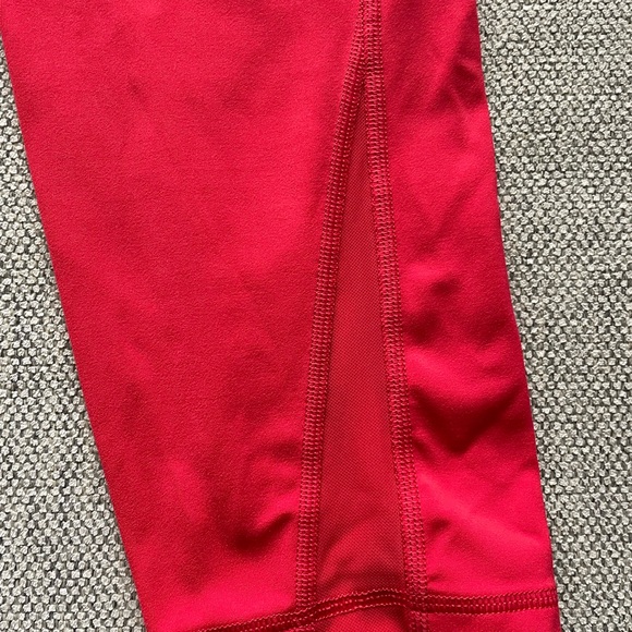 Peloton Red Leggings - Picture 4 of 6